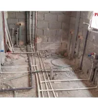 دو نفر شاگرد ماهر و نیمه ماهر