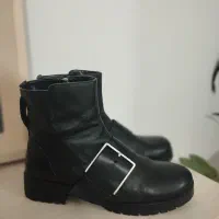 نیم بوت برند استرادیواریوس|کیف، کفش، کمربند|گرگان, |دیوار