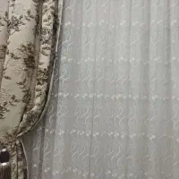 پرده حریر جنس پارچه  ترک اصل با گل برجسته