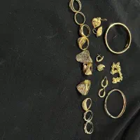 حدود 55 گرم طلا همگی با فاکتور