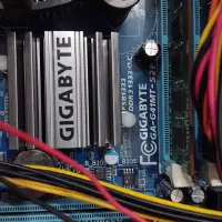 کامپیوتر از برنندمعروف گیگابایت|رایانه رومیزی|سوسنگرد, |دیوار