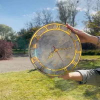 ساعت دیواری