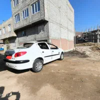 206 صندوق دار V8