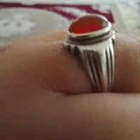 انگشتر دست ساز با نگین عقیق یمن کهنه|جواهرات|شیراز, کوزه گری|دیوار