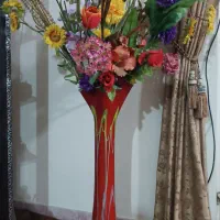 گل و گلدان