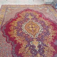 دوتا فرش کهنه مناسب  باغ جفتش ۷۵۰ هزار