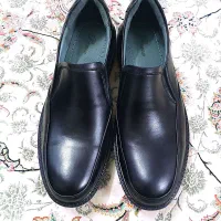 کفش بندی و بی بند|کیف، کفش، کمربند|قم, طلاب غیر ایرانی|دیوار