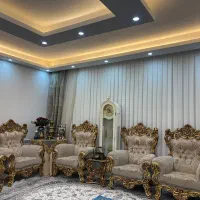 مبلمان سلطنتی ۸نفره با سه میز عسلی و میز وسط|مبلمان خانگی و میز عسلی|خرمشهر, |دیوار