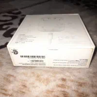 Airpods اصل،یک عدد هندزفری،با جعبه و کابل شارژ|لوازم جانبی موبایل و تبلت|تهران, محمودیه|دیوار