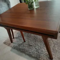 میز غذاخوری  نو و سالم ۴ نفره بدون صندلی