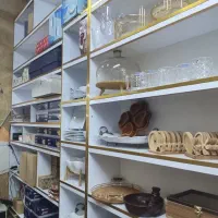 دکور قفسه چوب سفید طلایی|کتابخانه، شلف، قفسه‌های دیواری|دهدشت, |دیوار