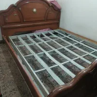 تخت خواب دو نفره چوب اصل قدیمی درجه یک