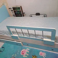 تخت نوجوان ب همراه پاتختی وفرش باب اسفنجی|تخت و سرویس خواب|ری, علایین|دیوار