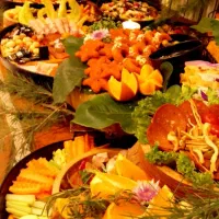 ضیافت دورهمی