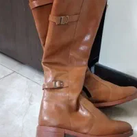 بوت کاملا نو.سایز۳۹