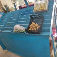 پالت یا استند میوه. فروشی