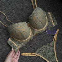 لباس زیر زنانه