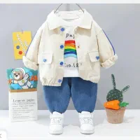 مدل کودک جهت عکاسی لباس بچه‌گانه