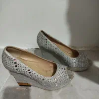 کیف و کفش|کیف، کفش، کمربند|رشت, آب و برق|دیوار