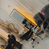 میز ناخن صندلی پرده|آرایشگاه و سالنهای زیبایی|قزوین, |دیوار