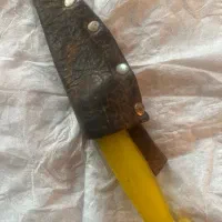 چاقو با غلاف|کلکسیون اشیاء عتیقه|قم, انسجام|دیوار