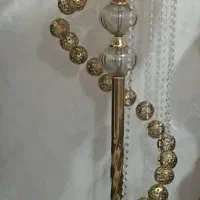 آباژور ایستاده