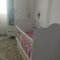 تخت و کمد بسیار سالم ضدخش