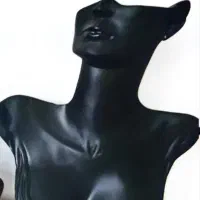 تندیس تزیینی آویز جواهر و مناسب برای ویترین وعکاسی