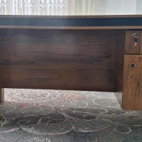 میز اداری و مطالعه