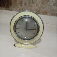 یه سری وسایل اتیقه قدیمی