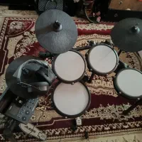 وی درامز السیس Alesis