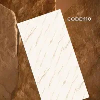 همکار خانم مسئول فروش