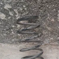 یک عدد فنر