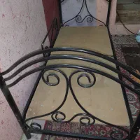 تخت فلزی یکنفره|تخت و سرویس خواب|مشهد, آبکوه|دیوار