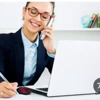 منشی خانم با روابط عمومی بالا