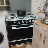 اجاق گاز سالم و تمیز بدون خطو‌خش