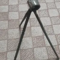 تولید سه پایه ی فلزی در تعداد بالا