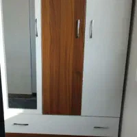 کمد 3درب جنس mdf در حد نو