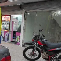 یک باب مغازه داخل بازارچه کوی فلسطین