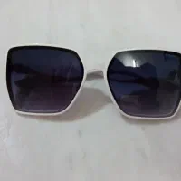 عینک دودی دور سفید