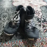 کتونی کشتی طرح کامبت