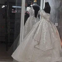 به یک منشی جهت همکاری توی مزون نیازمندیم