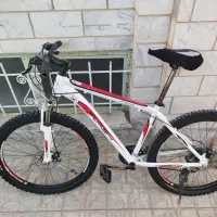 یک عدد دوچرخ فلش اف سی