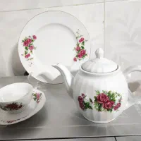 ظروف گل سرخی