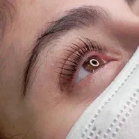 جشنواره تخفیفی به روزترین لیفت مژه و ابرو