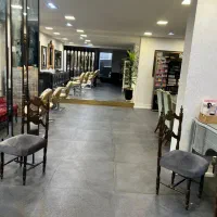 150متر-آرایشگاه-مبله-با-وسایل-پوریابیرانوند