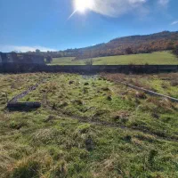 زمین ۳۰۰ متری