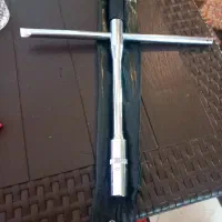 آچار چرخ|قطعات یدکی و لوازم جانبی|مشکیندشت, |دیوار