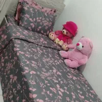 تخت و کمد و فرش