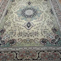فرش کرمی